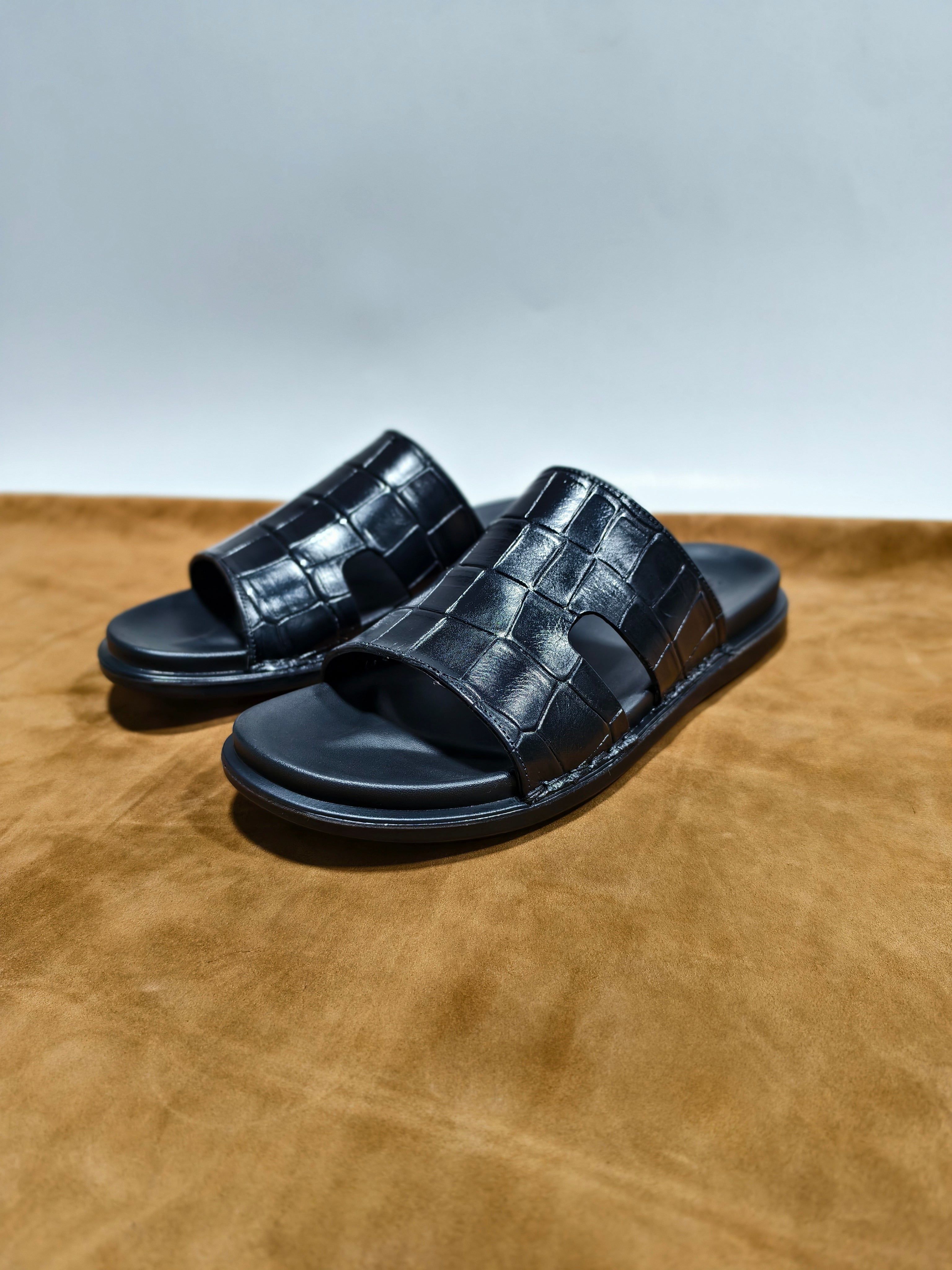 Rock Up Croco Black