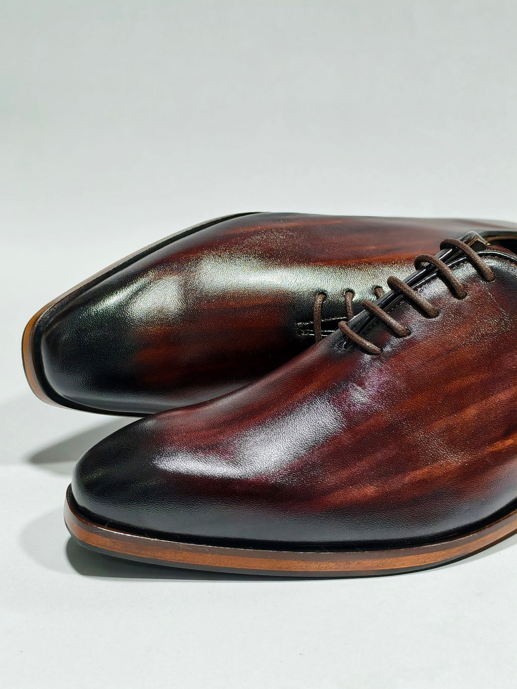 Wholecut Oxford hand Painted Patina