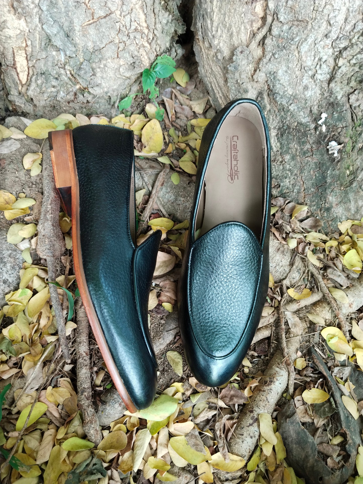 Belgian Loafer in Natural Milled Leather Black with Leather Sole