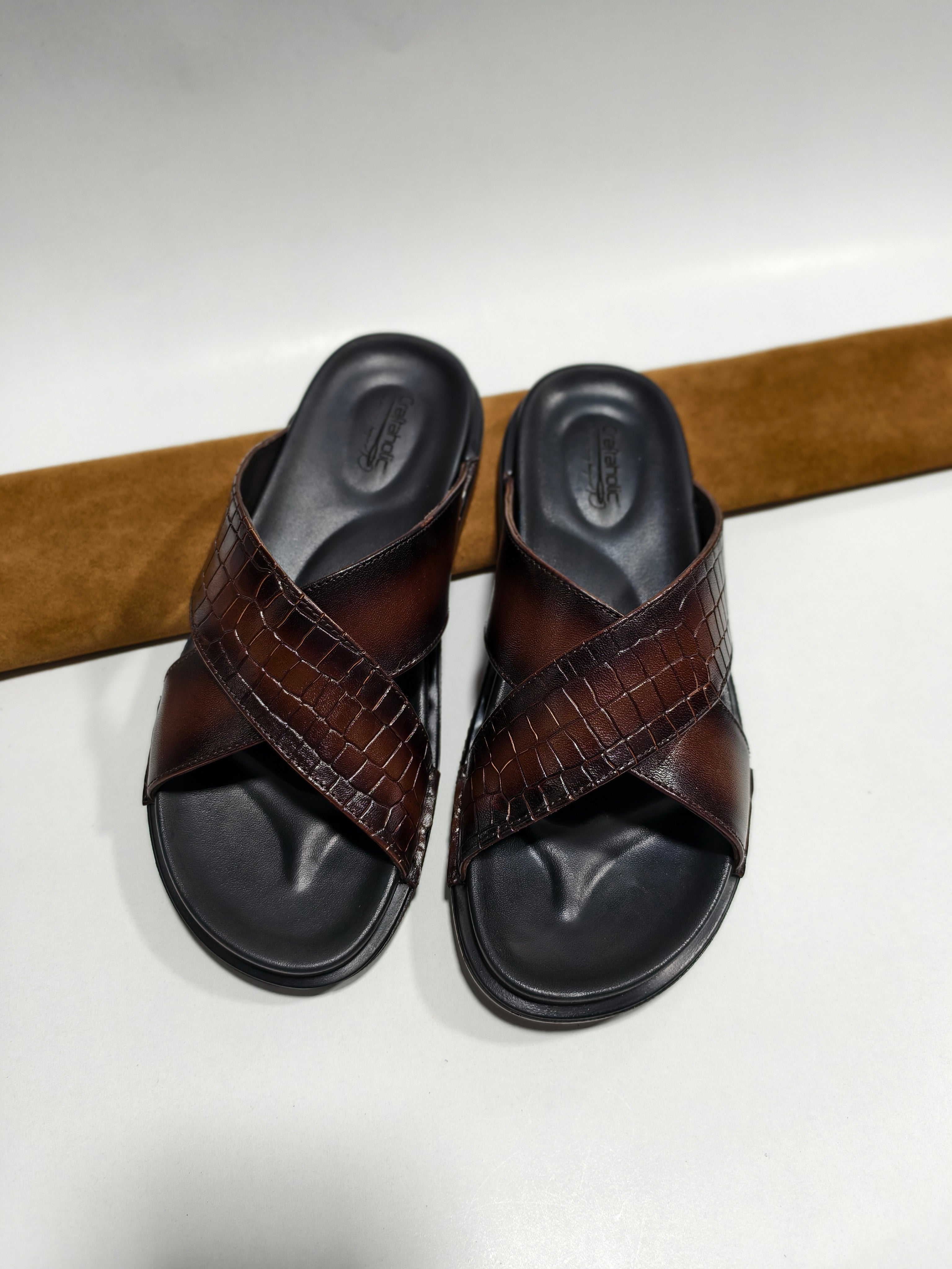 X slipper croco Brown