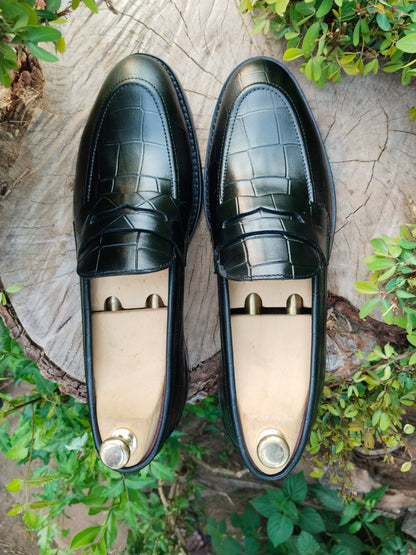 Black Crocodile Printed in Natural Leather with Leather Sole