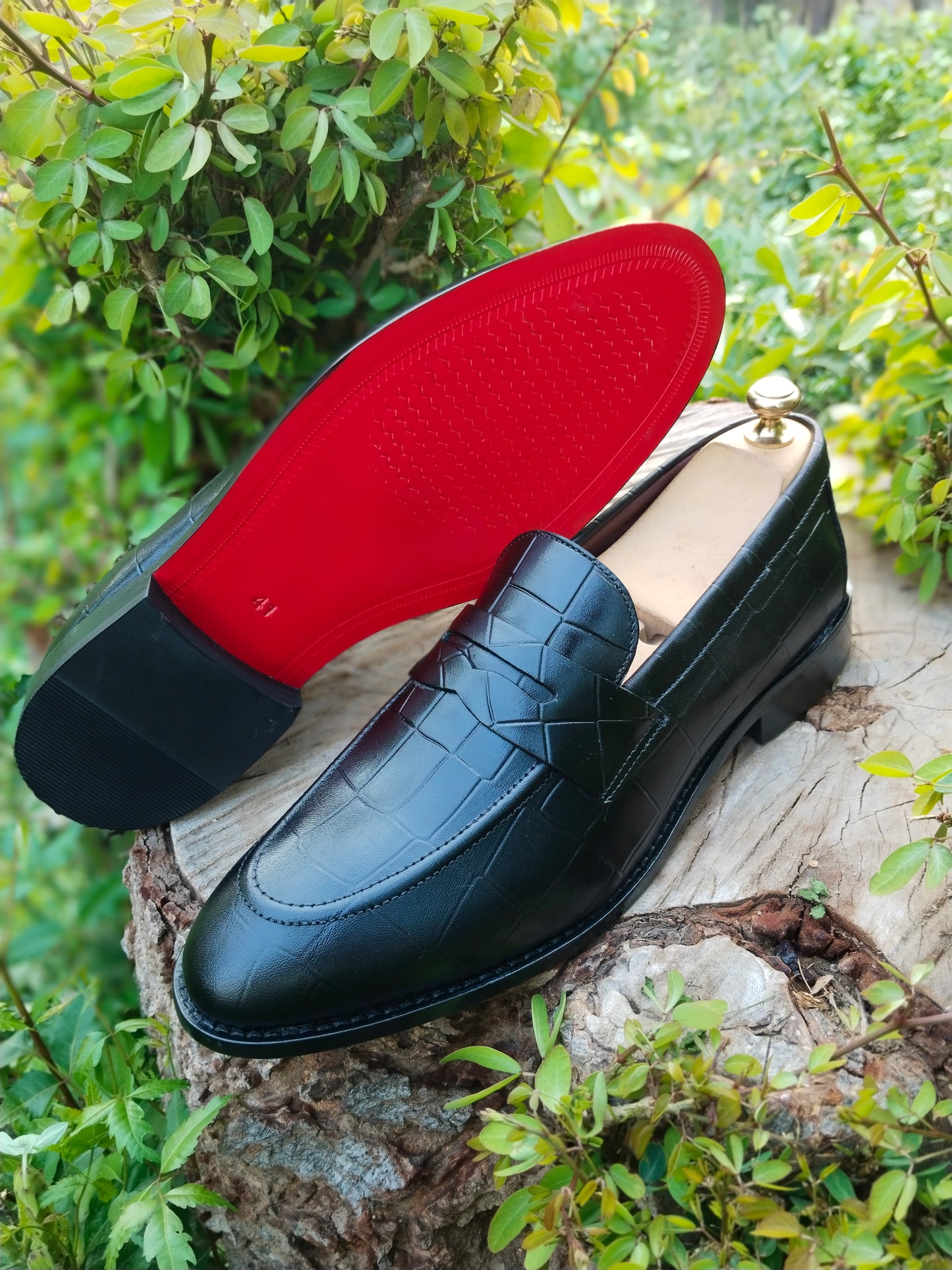 Black Crocodile Printed in Natural Leather with Leather Sole