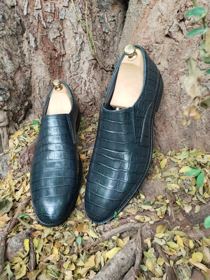 Slip-on with Side Elastic Grey Colour in Crocodile Print with Tunith Sole