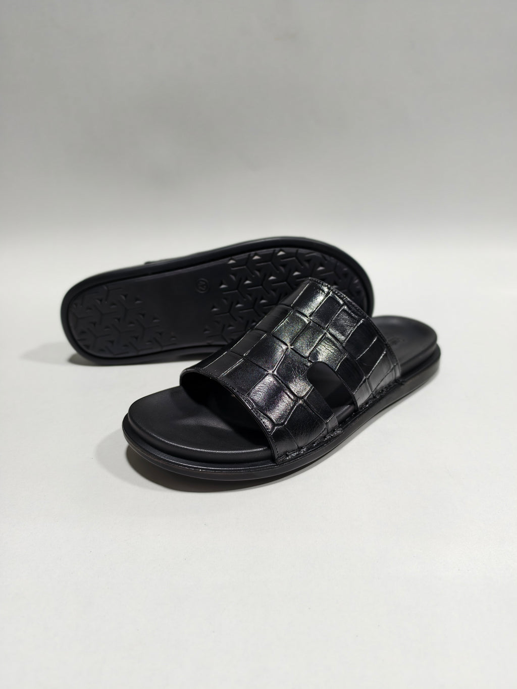 Rock Up Croco Black