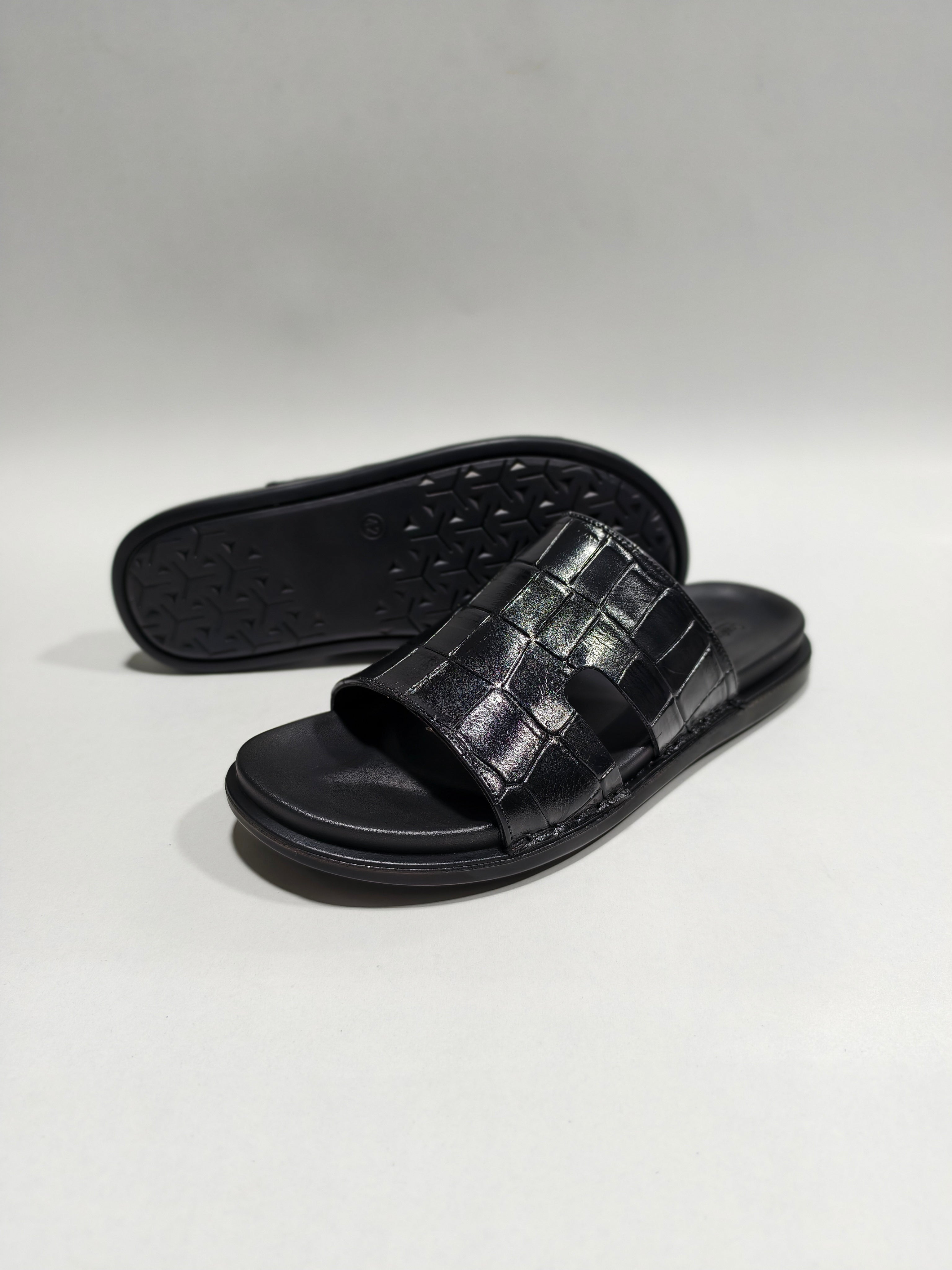 Rock Up Croco Black