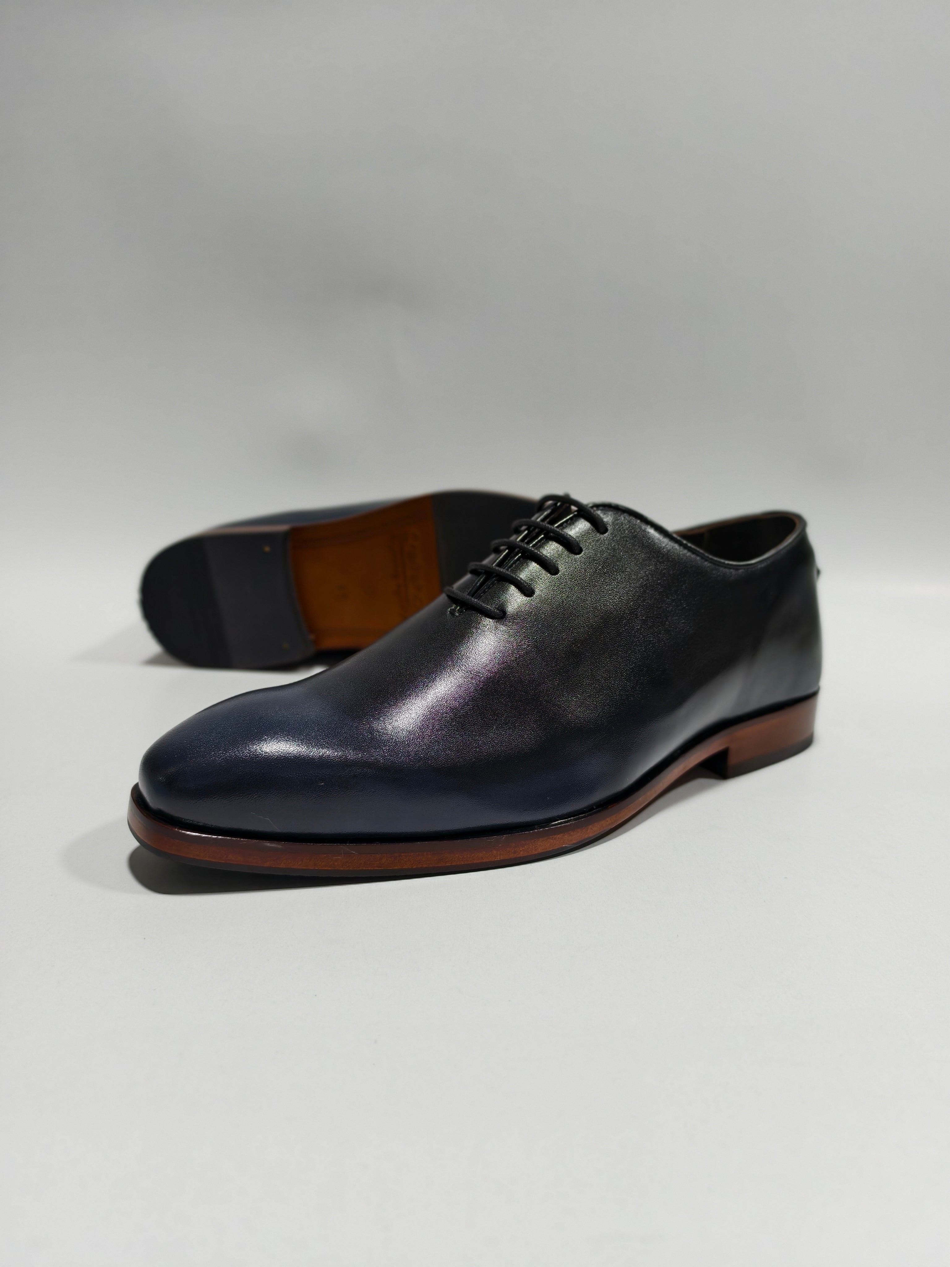 Wholecut Oxford Dual colour Hand-painted PATINA FINISHED